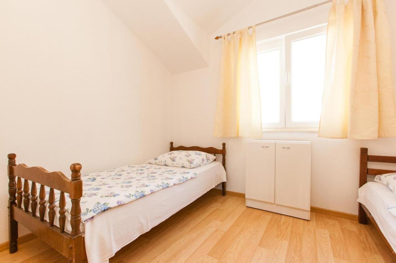 Holiday Home Beata 特罗吉尔 外观 照片